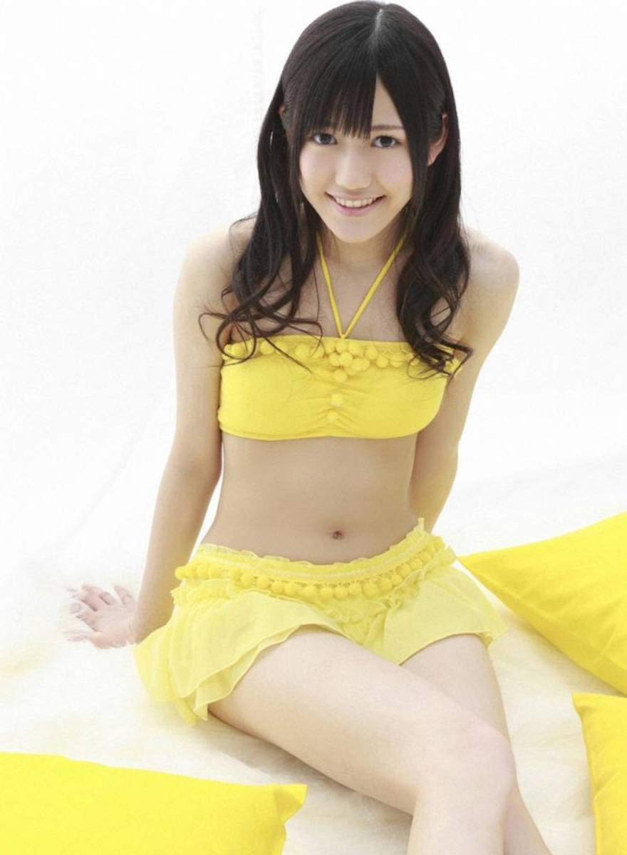 MAYU WATANABE　A BATHING APE Amazon.co.jp: Mayu Watanabe. L size; Set of 100 photos; Bulk Sale