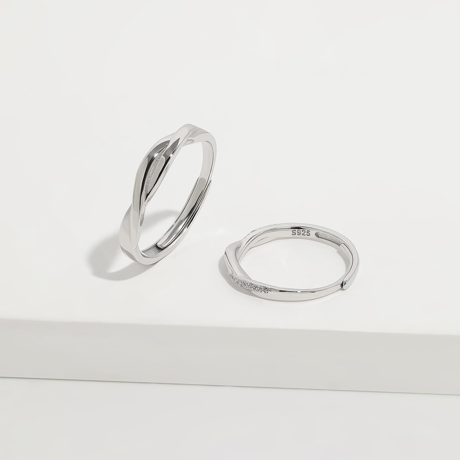 Meissa Alianzas de Plata Pareja Anillo de Compromiso y Boda Plata de Ley 925 para Novios Anillos Tamaño Ajustables Amor Entretejido para Aniversario y San Valentín (Juego de Dos Anillos)