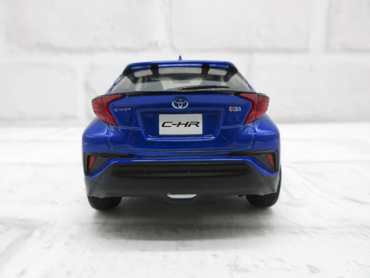 Amazon | ミニカー 1/30 ミニカー C-HR CHR 後期 ネビュラブルー