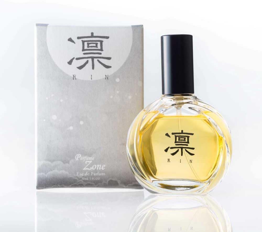 Amazon | 凛 EDP SP 30ml 白檀のお香の香り | 凛 | オードパルファム