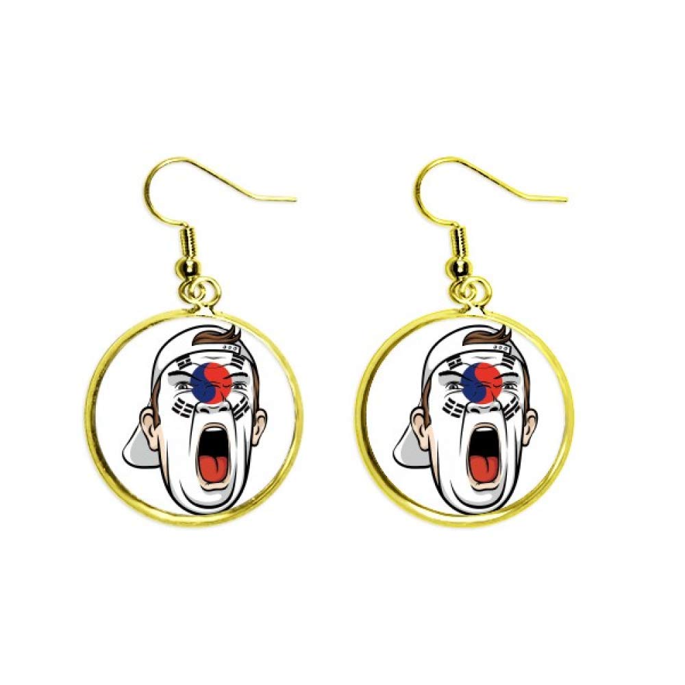 Pendientes de Corea bandera dorados para lucir en festivales de moda 2