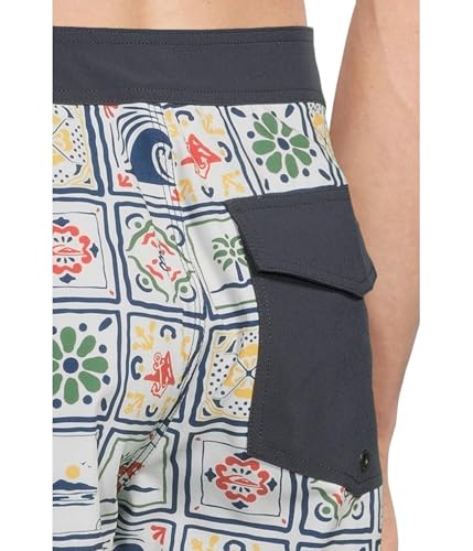 Quiksilver Men's Pacifico Scallop 19 Boardshort4