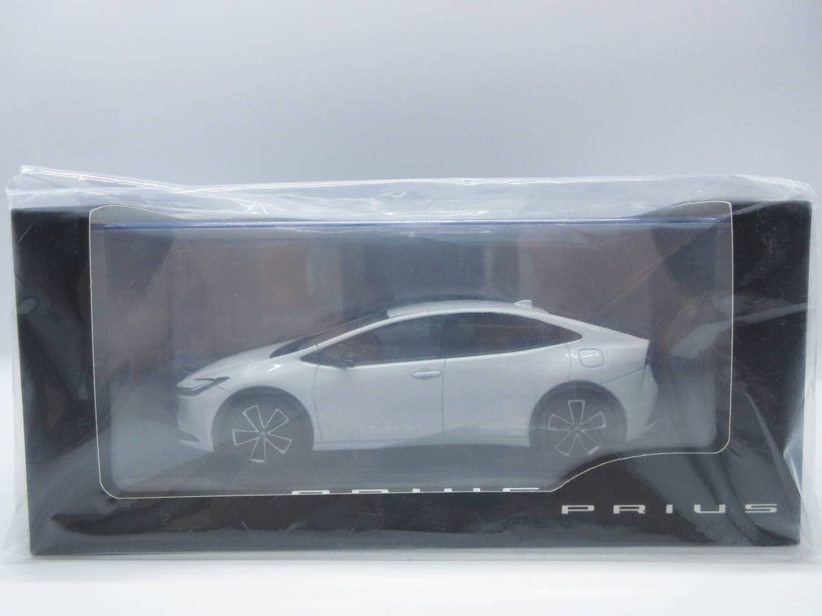Amazon | 1/30 ミニカー 新型プリウス 2023 非売品 カラーサンプル 