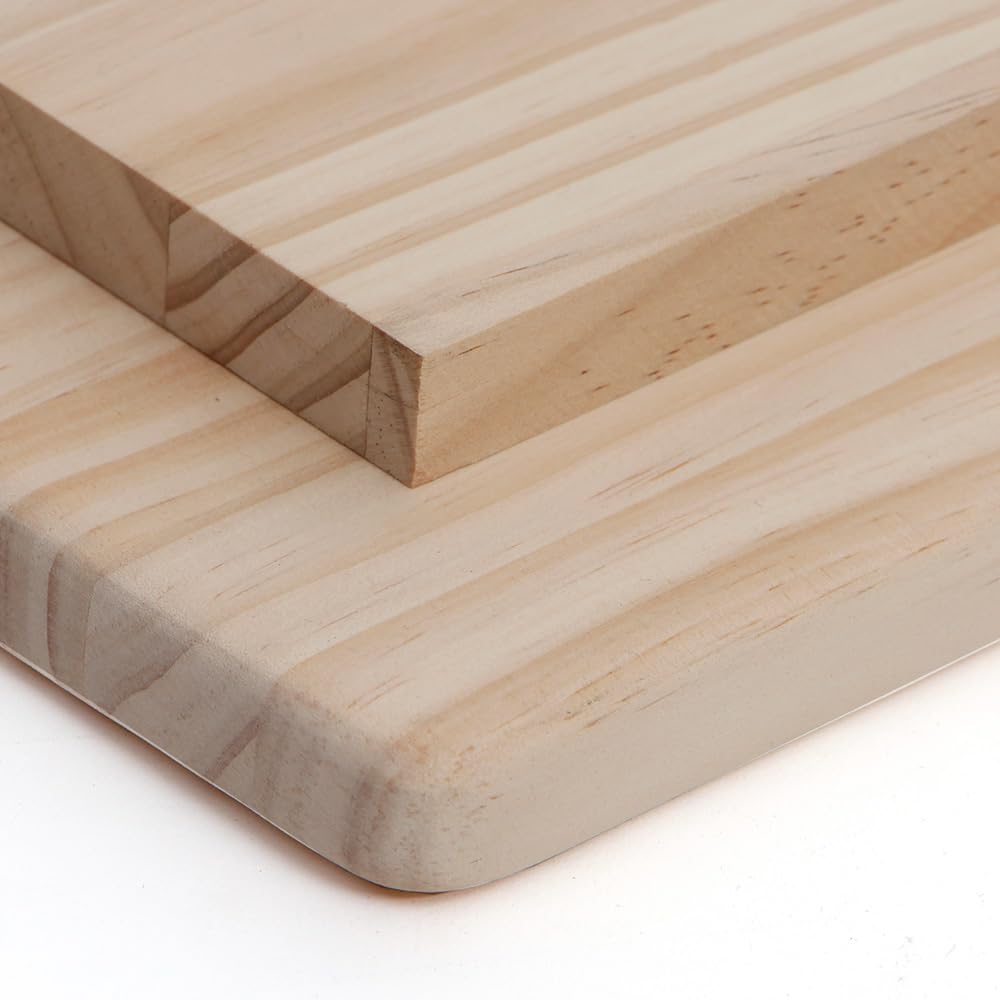 Tablero de pino alistonado macizo a medida en 18mm, 22mm o 30mm. Se envía lijado y listo para utilizar. Ideal para mesas, escritorios, muebles, estanterias, puertas y encimeras. (22mm, 120 x 60)