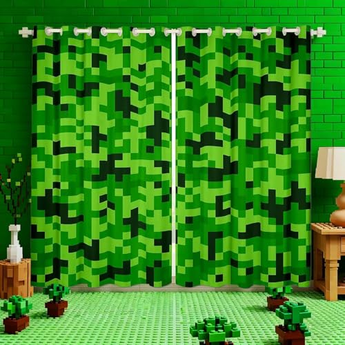 Rideaux de joueurs mineurs pixelisés verts finis les reflets sur l'écran