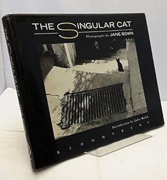 Hardcover The Singular Cat Book