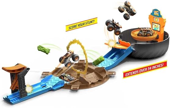 Hot Wheels Monster Trucks Stunt Tire Playset, Includes 3 Hot Wheels Monster Trucks & 3 1:64 Scale Vehicles, Gift for Kids 4 to 8 Years Old
