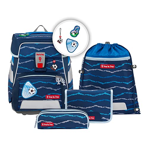 Step by Step Schulranzen-Set Space „Soccer Lars“ 5-teilig, ergonomischer Tornister, höhenverstellbar mit Hüftgurt, für die Grundschule, ab der 1. Klasse, 20L, blau, Fußball-Design