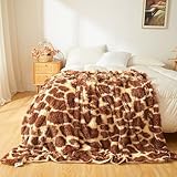 XeGe Cute Fluffy Faux Fur Giraffe Print Throw, Cozy Plush Fuzzy Lap Blanket, Shaggy Couch Throw for Sofa Chair Bed Car Office, Farmhouse Home Decor Furry Blanket for Kids Teens Adults, Brown, 50x60