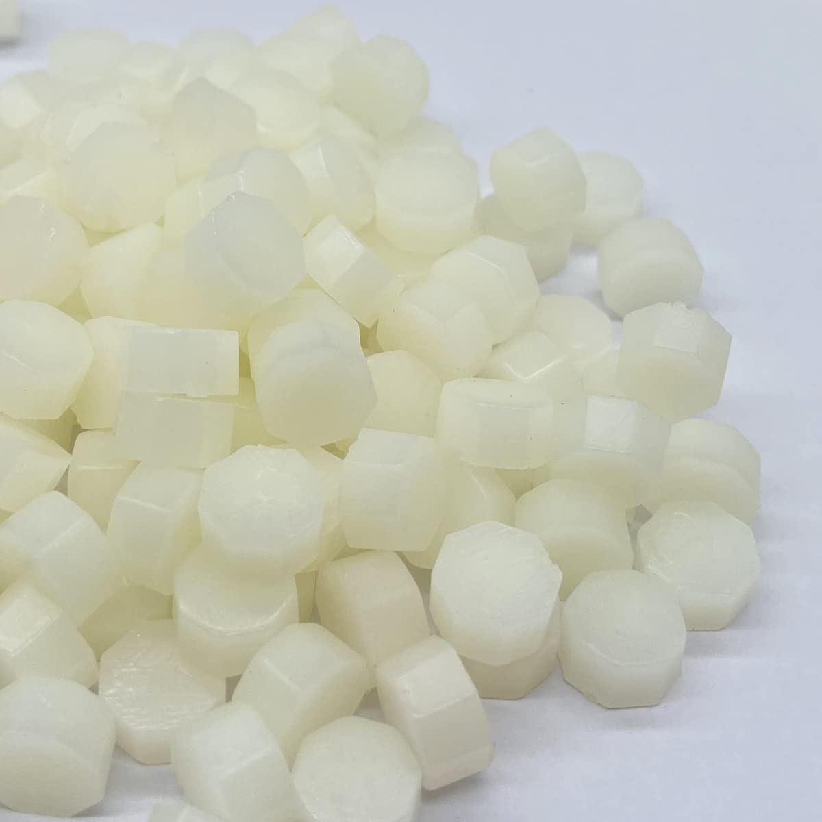400 Perles Cire à Cacheter Dorées - Forme Octogonale - Kit Complet Avec Cuillère