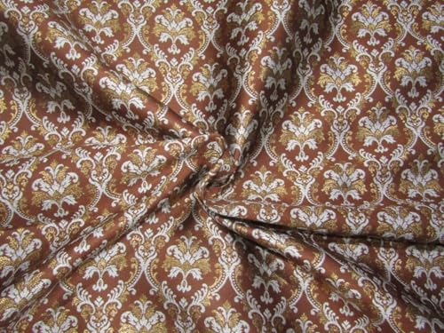 Brocart de soie marron contre les tissus sans tenue : créez des vêtements structurés parfaits