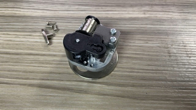 Amazon.com: Pursuestar HP HedwigTheme Rotating Wind Up Music Box