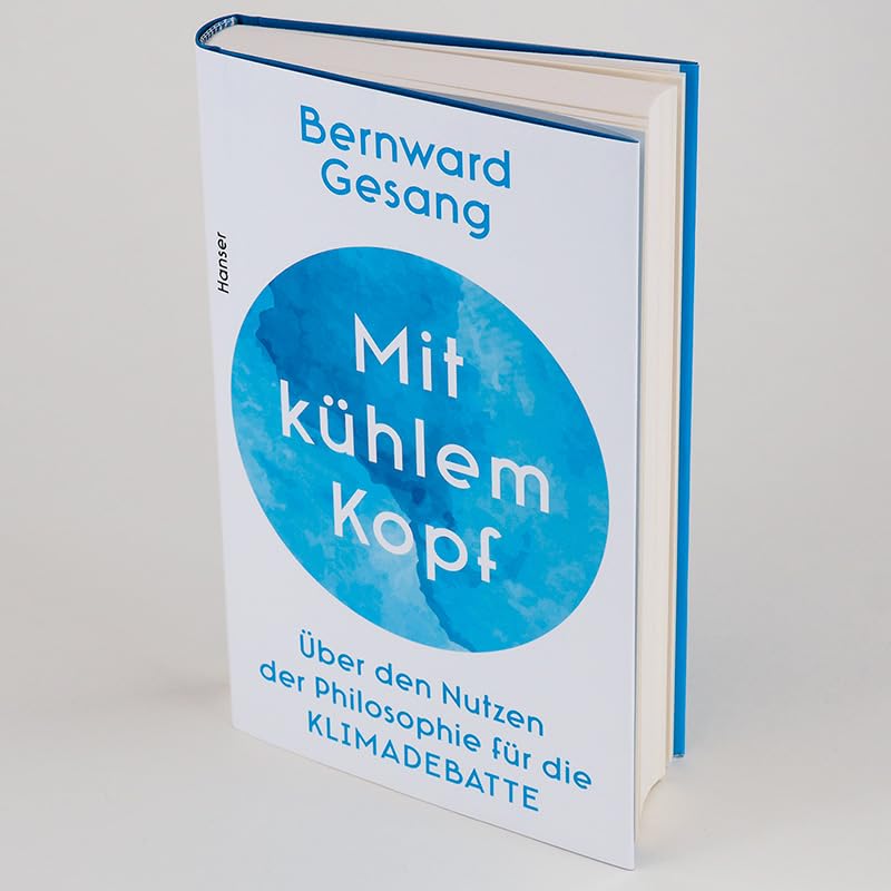The book Mit kühlem Kopf open to a page, showing text and the book's binding.