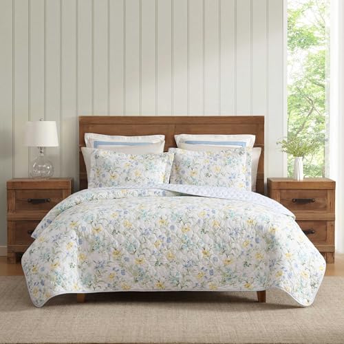 Laura Ashley - Queen Quilt Set with Shams, Lightweight Bedding