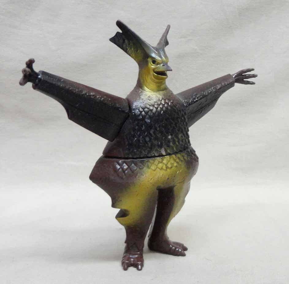 Amazon | ウルトラ怪獣ソフビ 旧金型 ギエロン星獣 硬質版