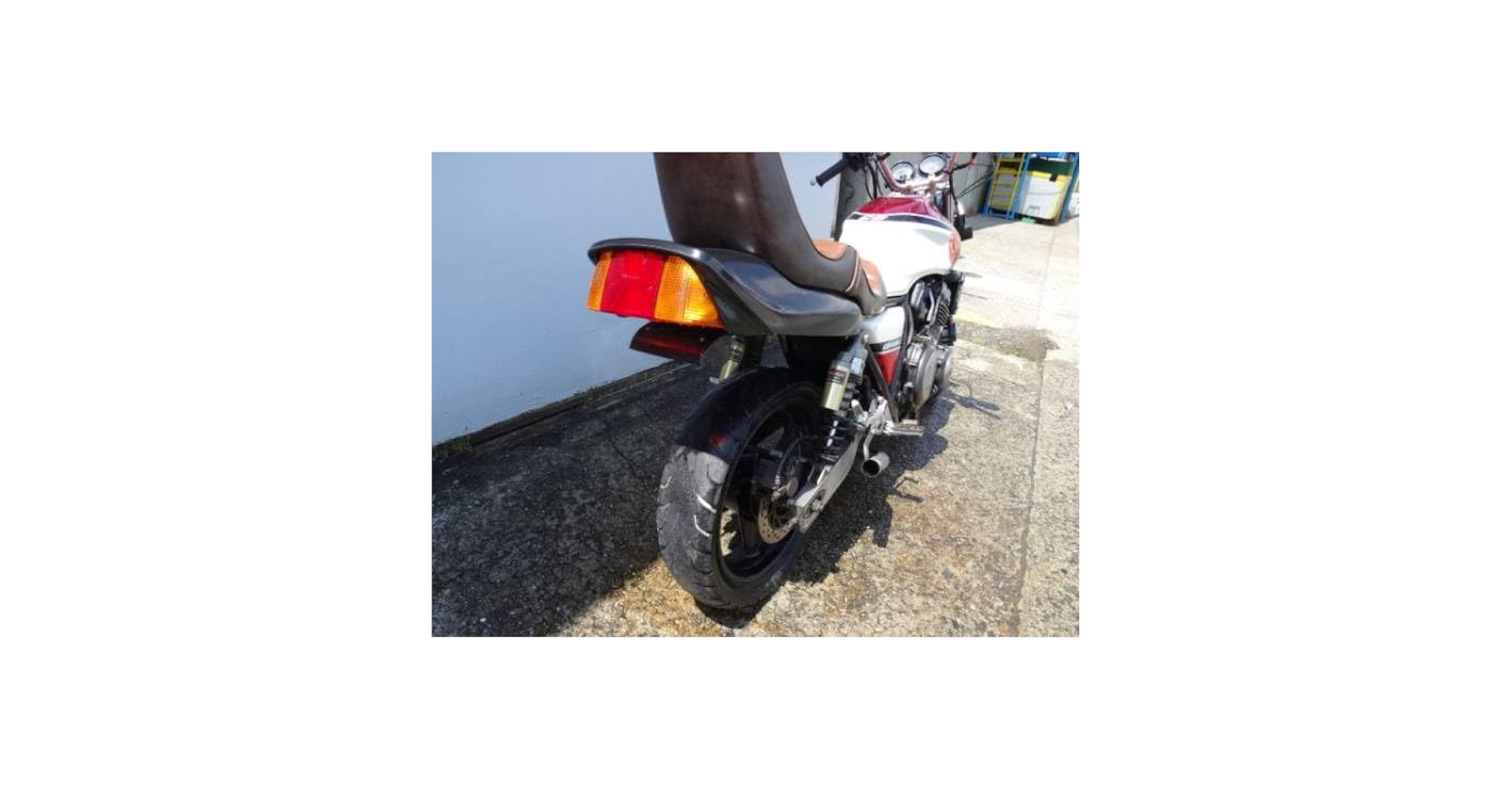 CB400SF NC31 CBXテール用　シートカウル Amazon.co.jp: CB400SF NC31用 CBX仕様 シートカウル CBX400F仕様