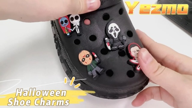 Produktbild von Yezmo Halloween Schuh Charms 28-teilig | Horror Deko Für Crocs & Clogs | PVC Figuren Set