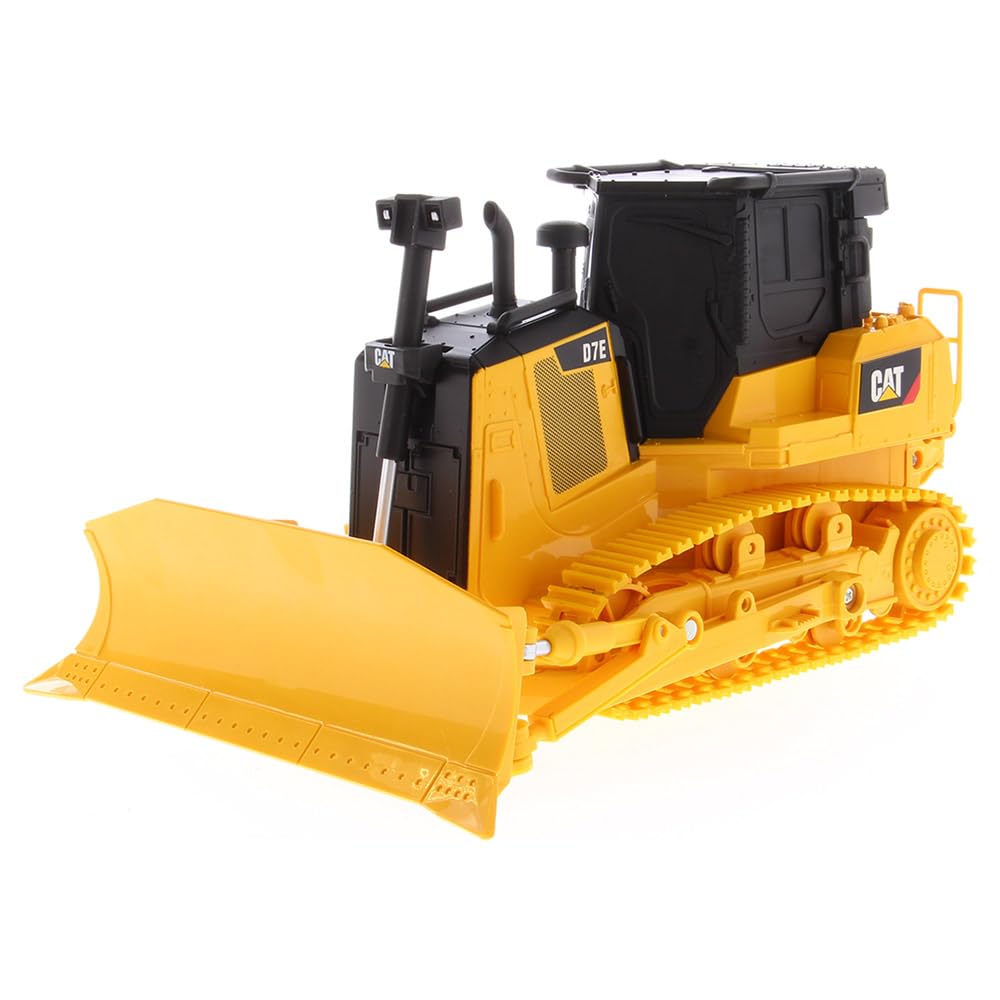 Amazon.com: 1/35 Caterpillar CAT D7E Track Dozer Radio