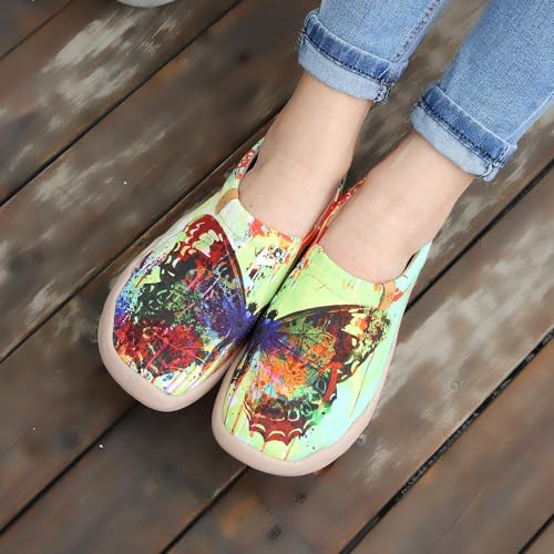 Image of UIN Women's Artistic Slip-On Shoes Vibrant Floral Casual Loafers Lightweight Comfortable Travel Footwear