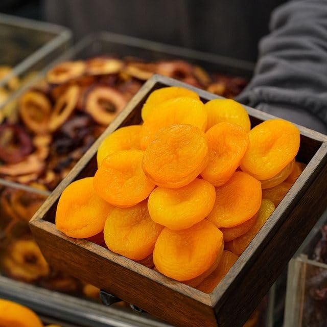 MixywayDried Turkish Extra Large Size Apricots in Doypack 10 Oz (280 Grams). Healthy, No Sugar Added, Non GMO, Gluten Free, Halal, Kosher, Vegan All Natural Dried Fresh Apricot 2024 Summer Harvest. (10 Oz)