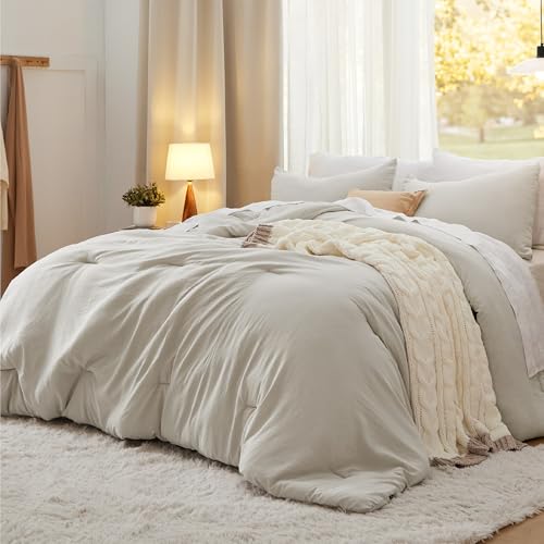Bedsure King Size Comforter Set, Beige Soft Prewashed Bedding for All Seasons, 3 Pieces GentleSoft™ Warm Down Alternative Bed Set, 1 Lightweight Comforter (104″x90″) and 2 Pillowcases (20″x36″)