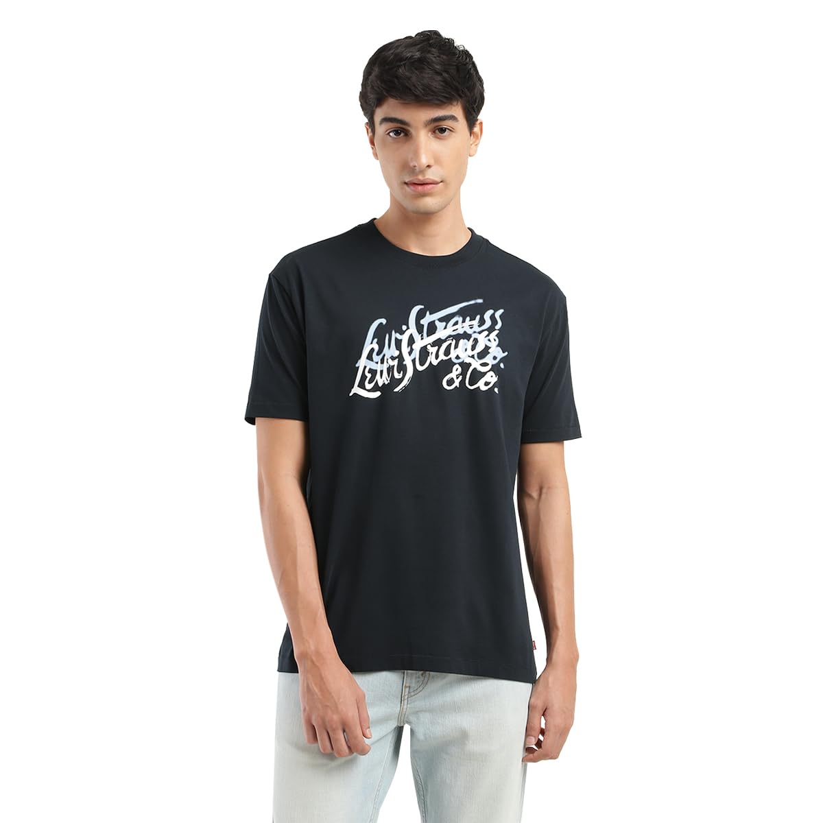 Levi'sMen's Cotton Geometric Oversized Fit T-Shirt