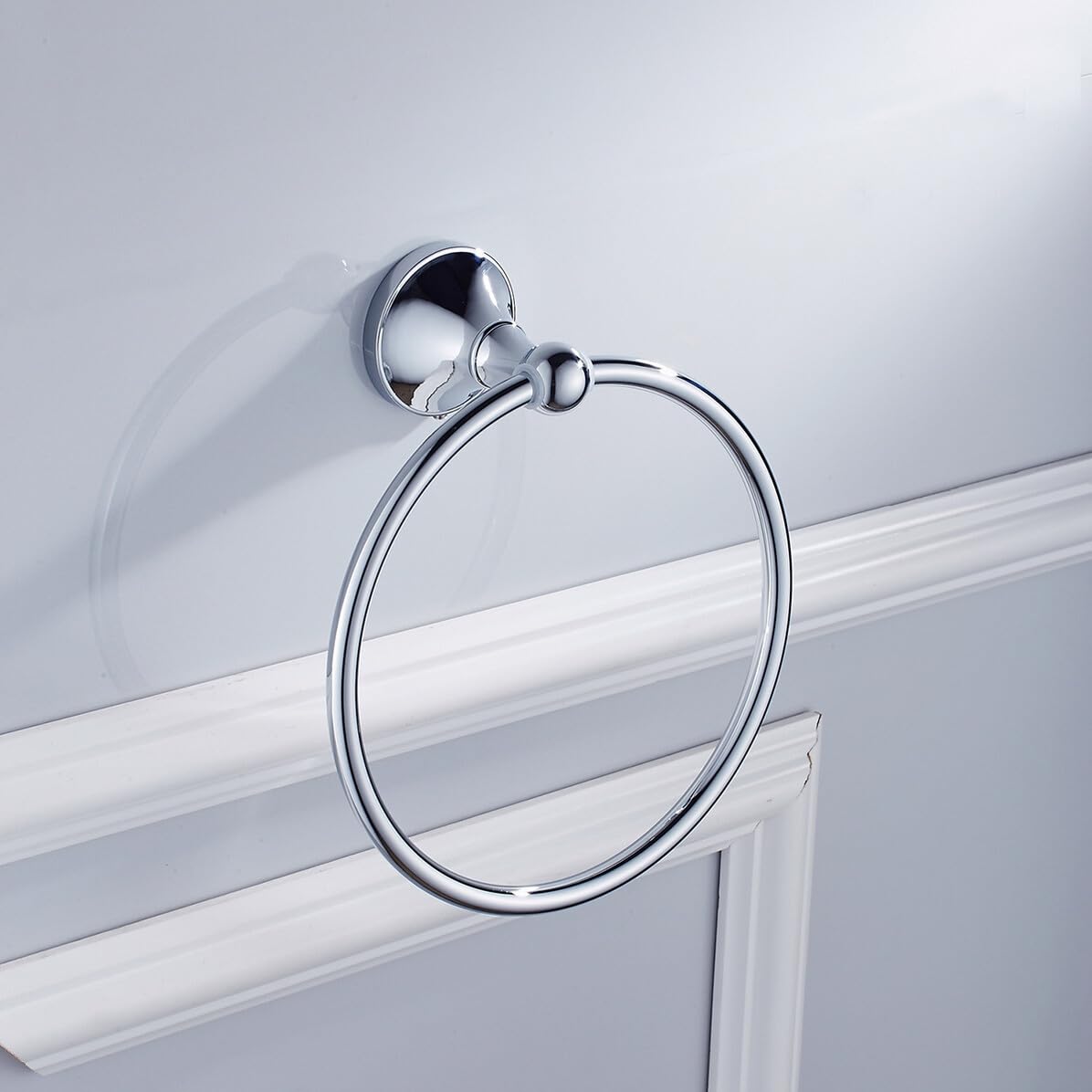 SHINEOFI Portasciugamani Rotondo in Ottone Cromato, Anello Portasciugamani da Bagno Appeso, Resistente e Semplice per Bagno Domestico, Hotel, Scuole e Spazi Pubblici