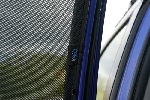 Parasol a medida Toyota Hilux VIII Twin Cab 2015- ideal para viajes familiares y camping 5