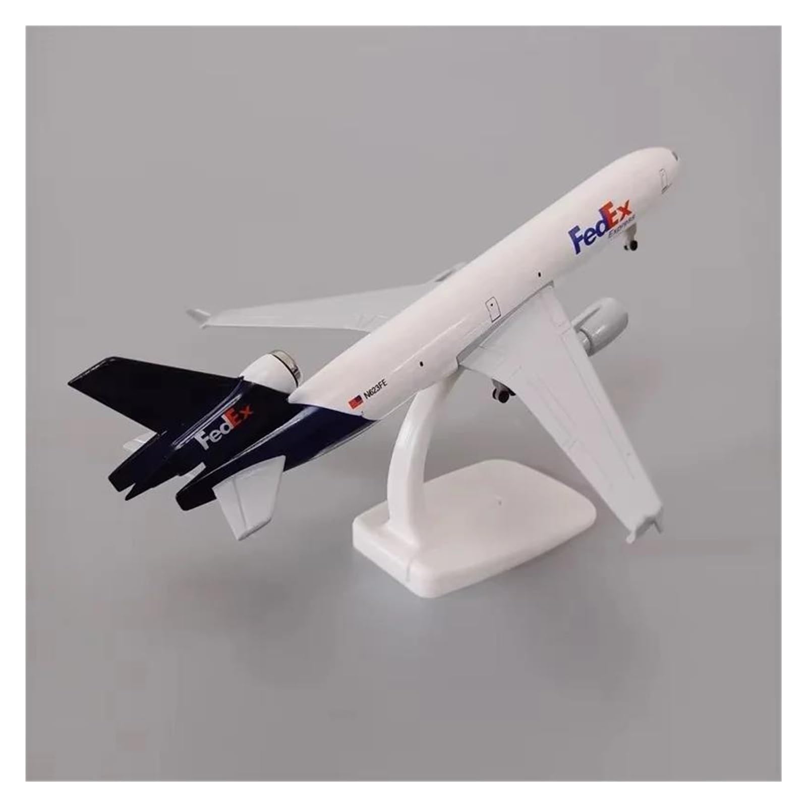 Odlewane zabawki samoloty 20 cm stop metalu dla linii Express Airlines MD-11 odlewany model samolotu samolot dekoracja samolotu model samolotu do zbierania i wystawiania