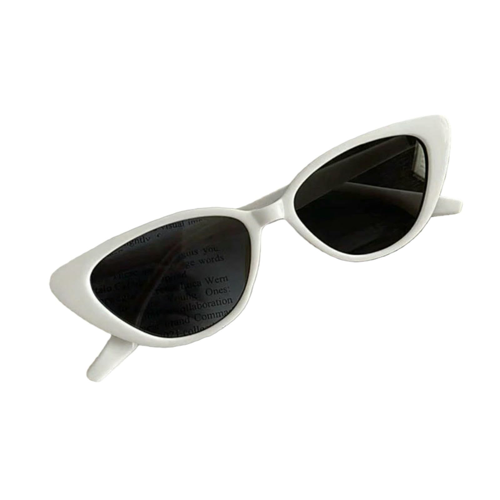 Lunettes de soleil roses pour terrasses et vacances look rétro blanc femme