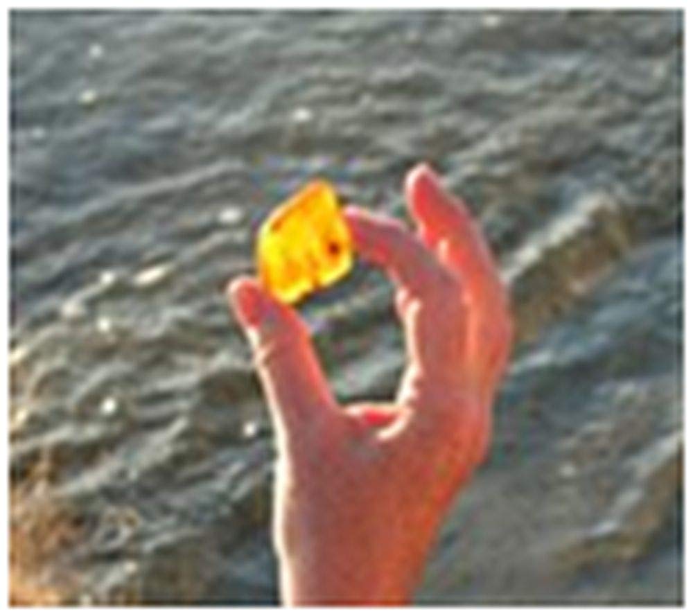 BALTISCHER Natur Bernstein Schmuck ANHÄNGER ca. 4cm [Ostsee] mit Täschchen & LEDERBAND [Golden leuchtend!!!] 60072-72