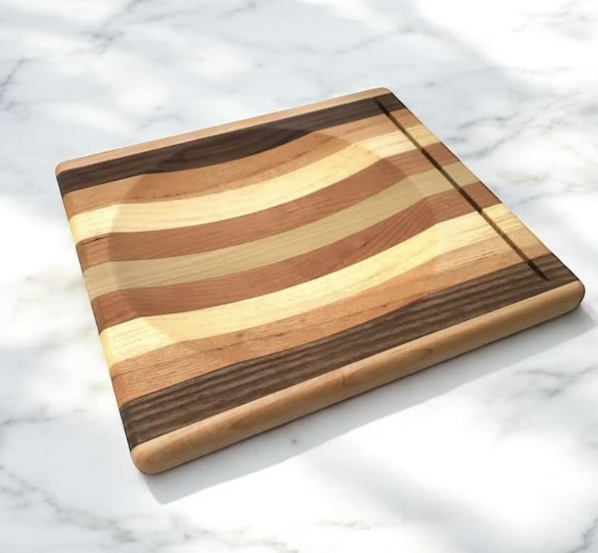 Tabla de Cortar de Madera Estilo Ulu o Mezzaluna, 9" x 8.5", con Ranura Superior para Cuchillo, Hecha a Mano en EE.UU. miniatura 6