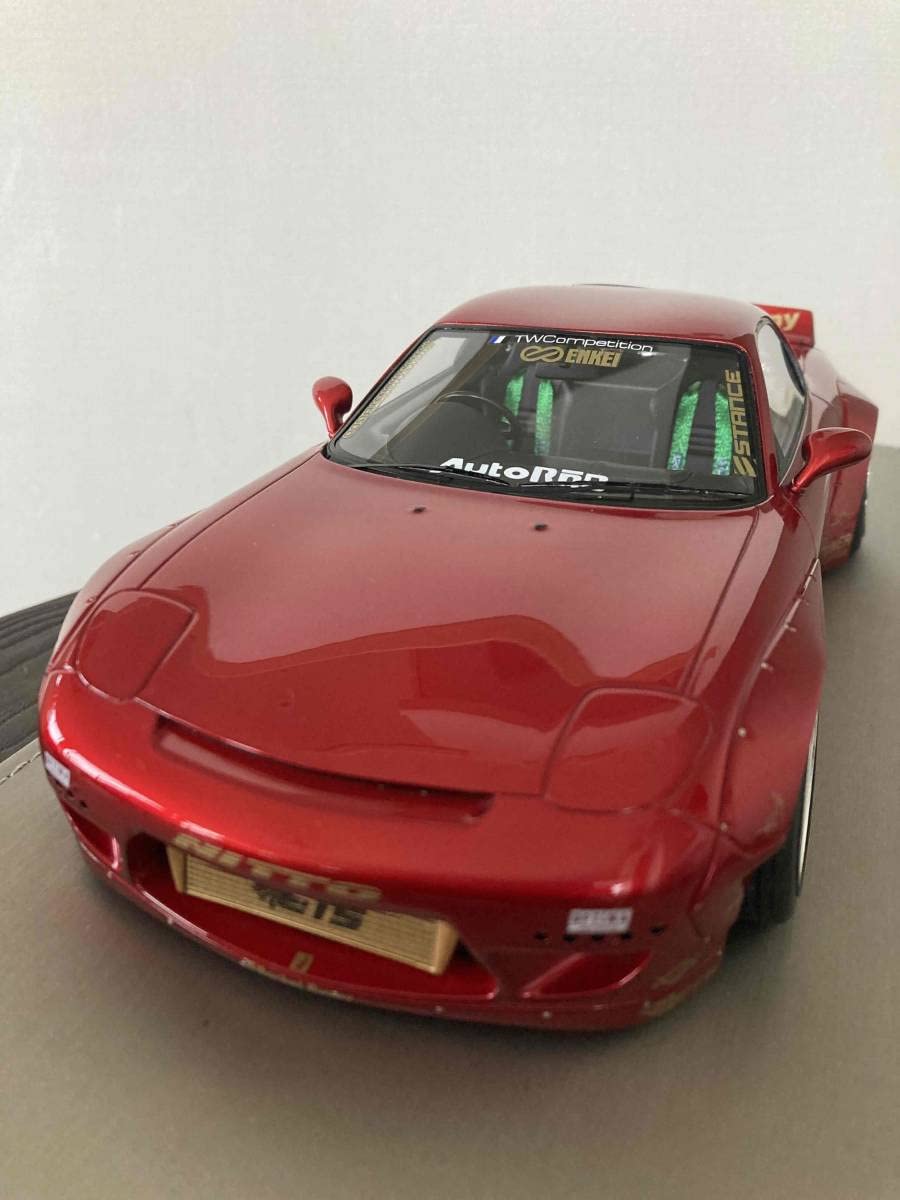 Amazon.co.jp: 土日は 1/18 Rocket Bunny RX-7 FD3S キャンディレッド