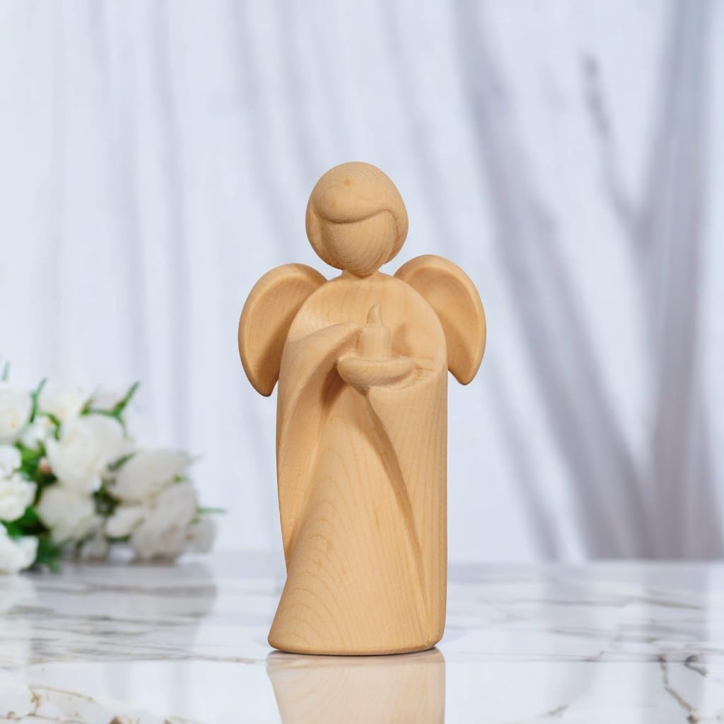 Ange en bois de pin cembro sculpture artisanale du Tyrol 9 cm