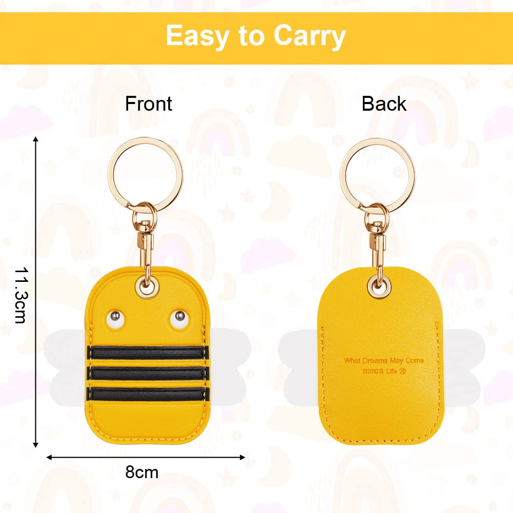 Marque : AXFEE AXFEE Airtag Porte Clé, Mignon PU Étuis pour Apple AirTag, Portable Key Finder pour Clés Enfants Animaux de Compagnie, [ Porte- Clés Contrôle d'Accès] (Airtag Non Inclus) in use