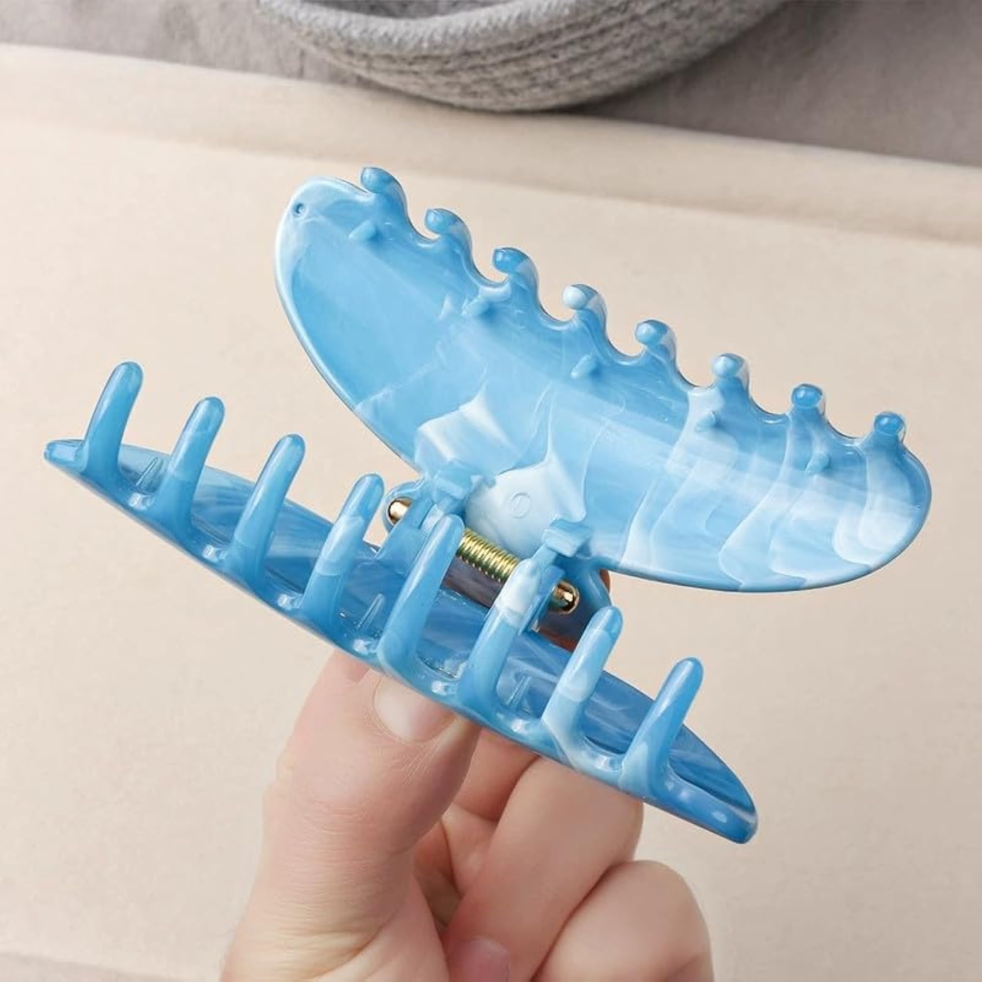 Colorful Pattern Shark Claw Clip for Half Tied Hair, Yellow