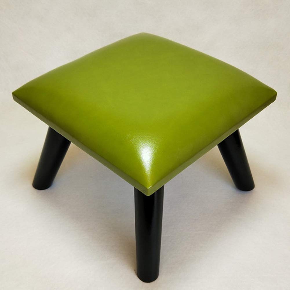 Chaise repose-pieds basse pour soulager les jambes lourdes après le travail