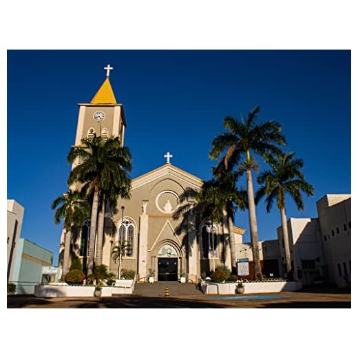 Lais poster katolsk kyrka i en stad i Brasilien A2