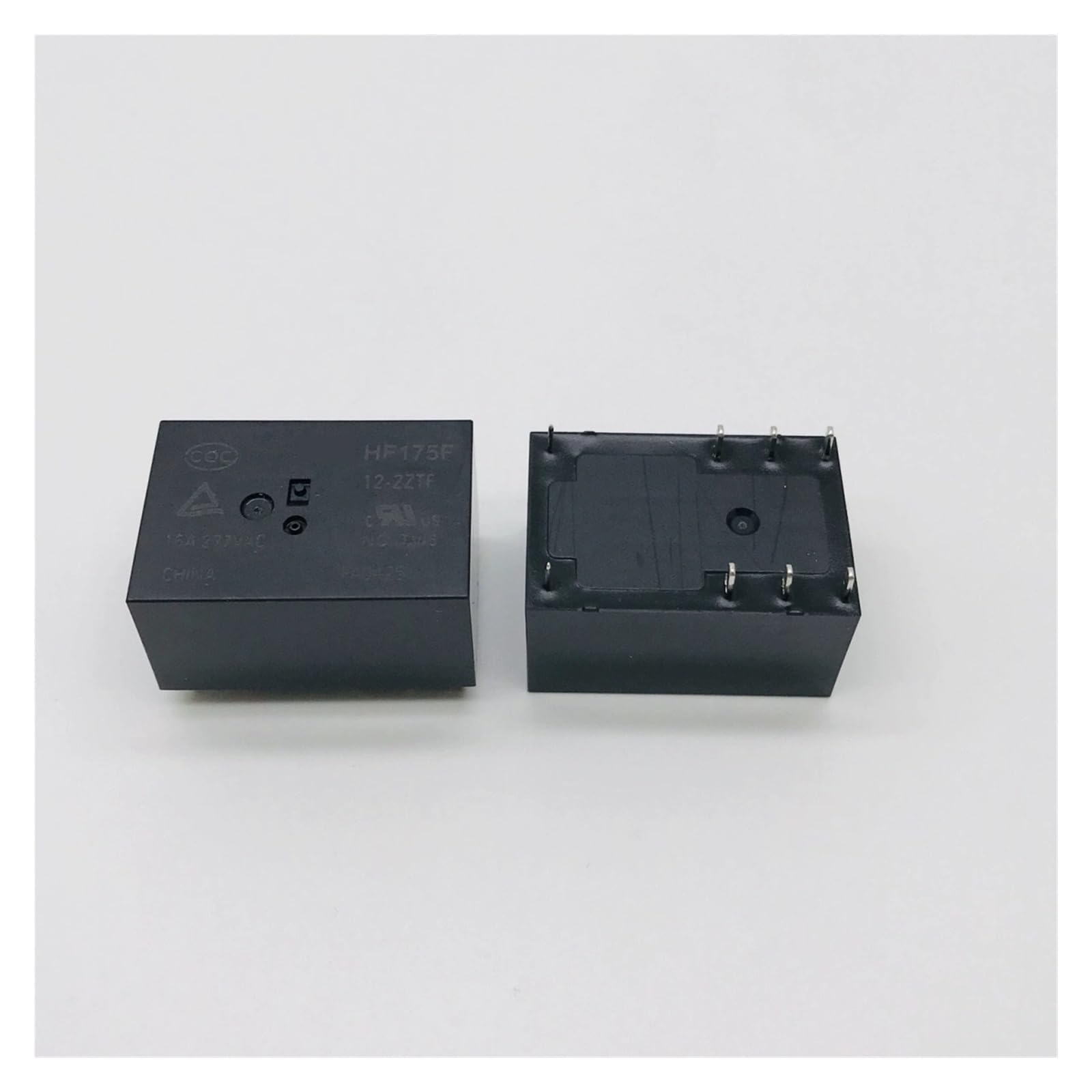 Relais HF175F-24-2ZTF 24VDC 16A pour circuit imprimé