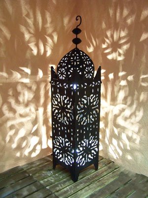 Orientalische Laterne aus Metall Schwarz Frane 90cm groß | Marokkanische Gartenlaterne für draußen, Innen als…