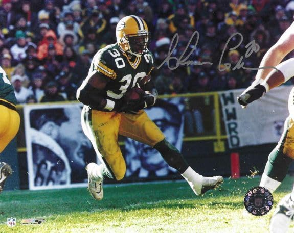 Autographed Ahman Green 8x10 Green Bay Packers Photo