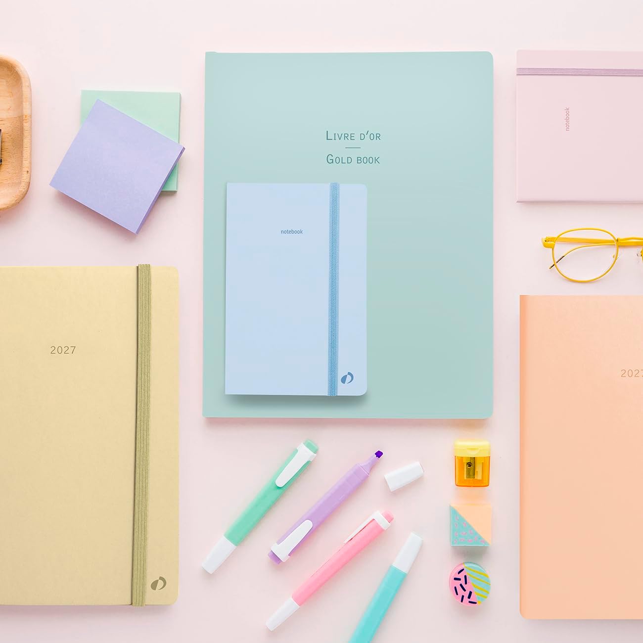 Quo Vadis - Diary - 2026 - Minister - Weekly Planner - Multilingual - Pastel - Light Green - 13 months from December to December - 16 x 24 cm - Clairefontaine White Paper - Made in France