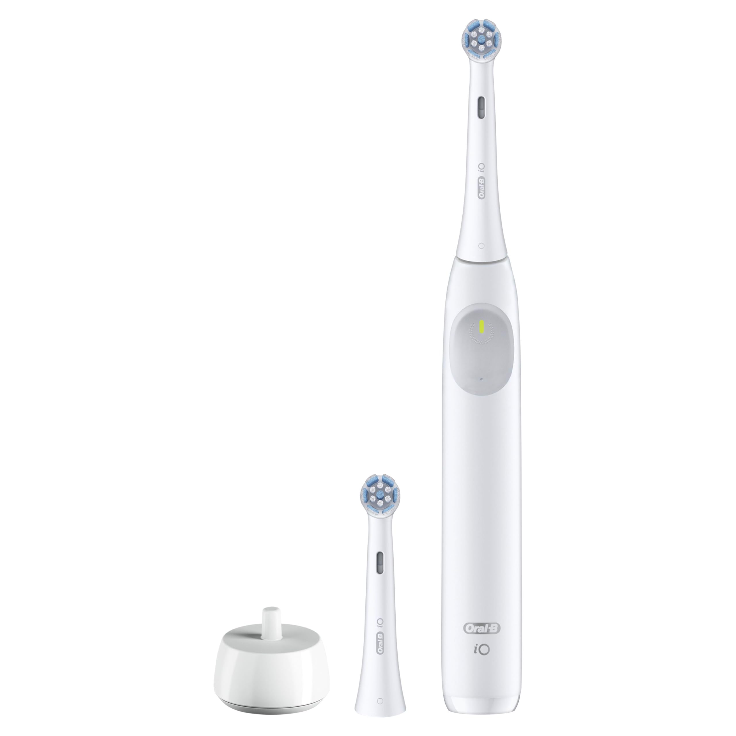 Oral-B Spazzolino Elettrico Ricaricabile, Starter Kit iO2, 3 Modalità di Pulizia, Sensore di Pressione Automatico per Proteggere le Gengive, 2 Testine, Bianco Puro