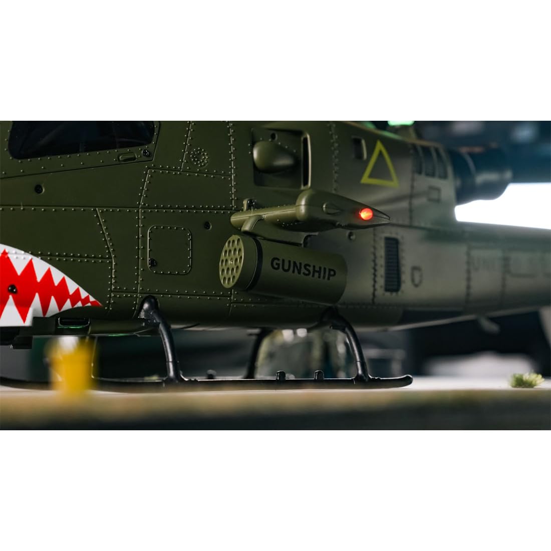 YU Xiang F112S AH-1 Cobra 1:40 RC Hubschrauber GPS 9CH Flybarless Doppelrotor Militär Helikopter Mit Zwei Brushless Motoren, Höhenhaltung & Intelligentem LiDAR-Flugmodus – RTF