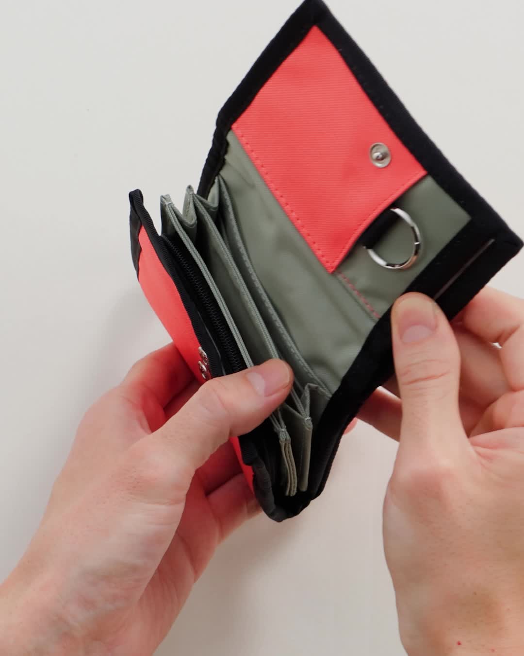 Amazon.co.jp: [チャムス] リサイクル マルチウォレット Recycle Multi