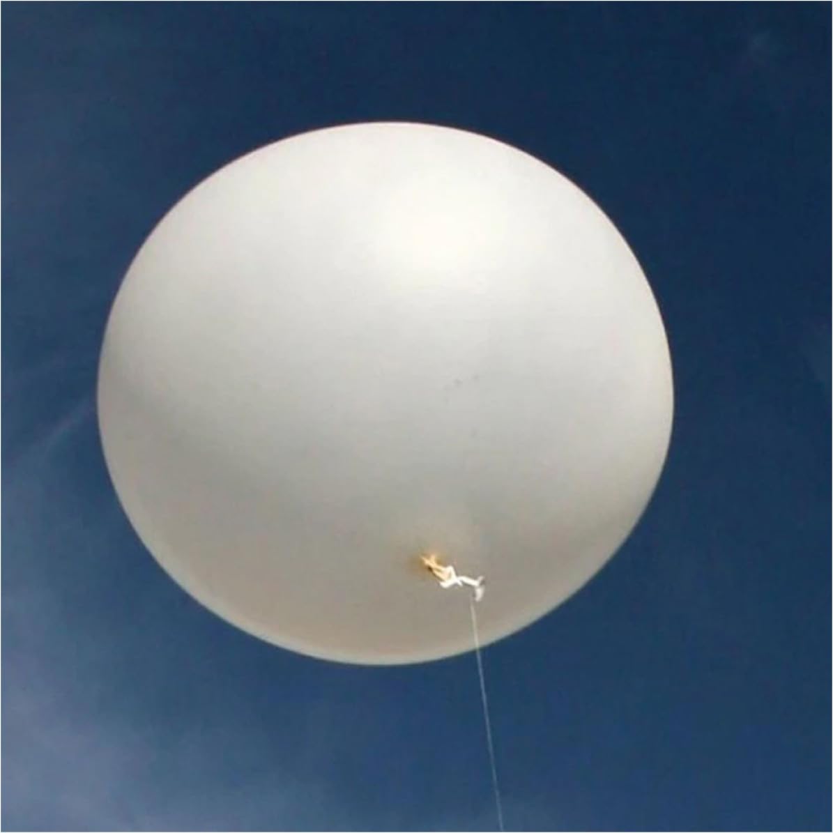 Großer Runder Weißer Latexballon 120 Zoll Riesiger Riesenballon für Partydekoration und Fotohintergrund Charmante und Schöne Luftballons für Shower und Feier