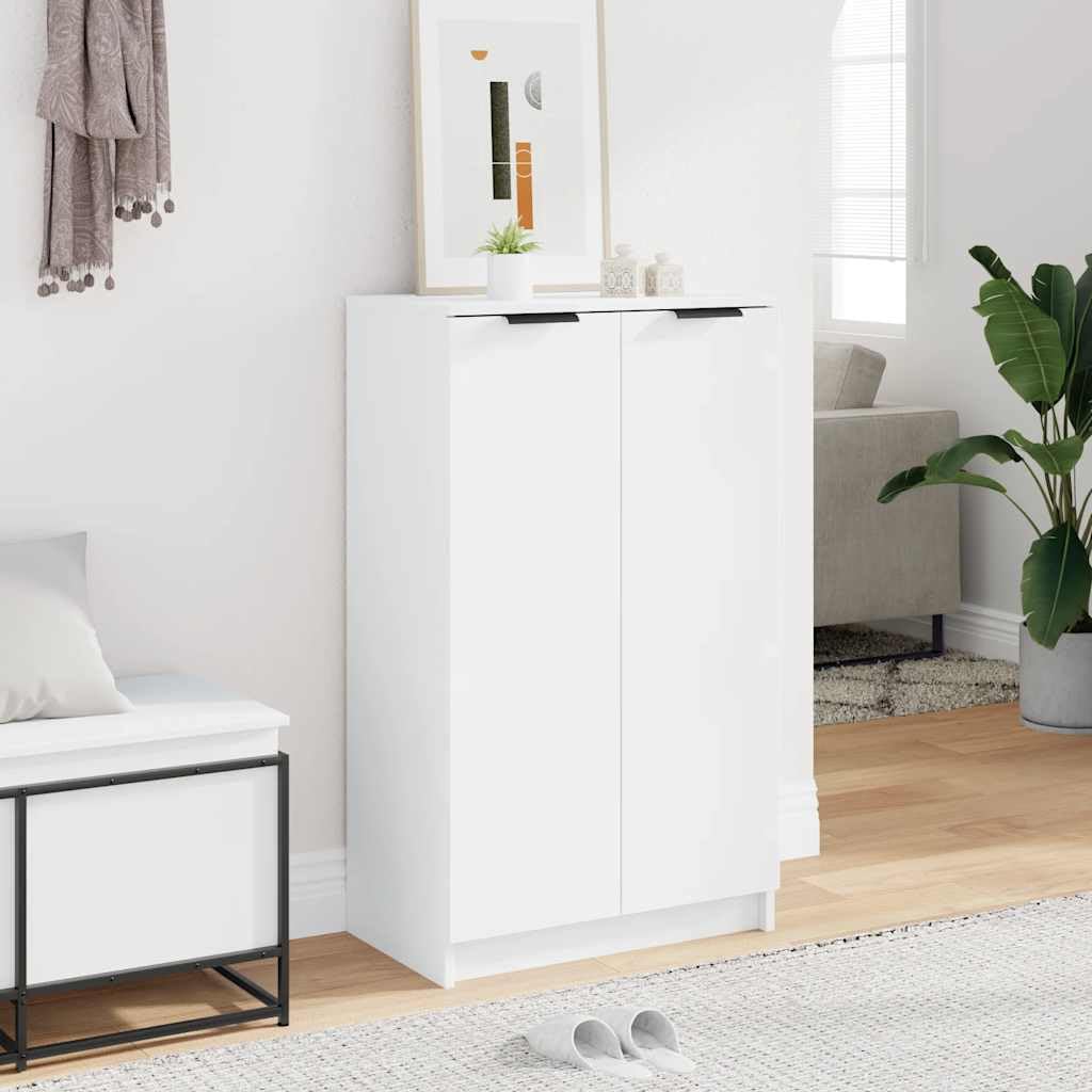 Szafka na buty biała z materiału drewnopochodnego 59 x 35 x 100,5 cm z przegródkami, półką i uchwytem ściennym do korytarza, przedpokoju, oszczędzające miejsce przechowywanie sneakersów