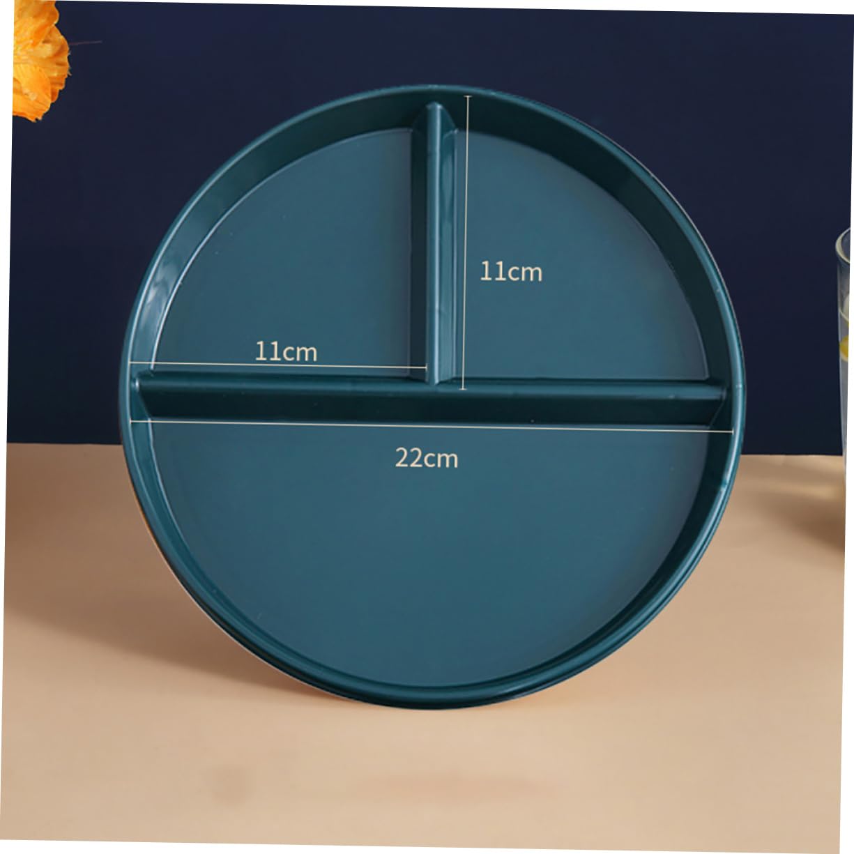 CONGARTENO Three-compartment Plastic Food Plate Easy to Clean for Breakfast Healthy Eating Serving Tray for Parties Gatherings Sturdy Stylish Design