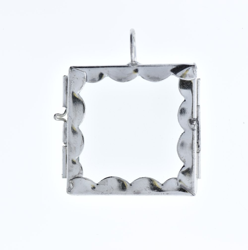 1.5 Inch Square Scalloped Glass Pane Pendant, set of 3