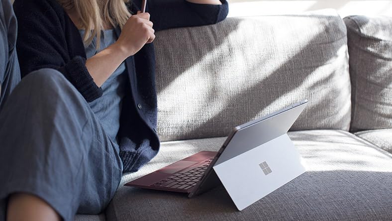 Microsoft Surface Pro 5 Tablet PC, 12.3